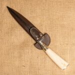 CUCHILLO MEDIANO 3 CLAVELES
