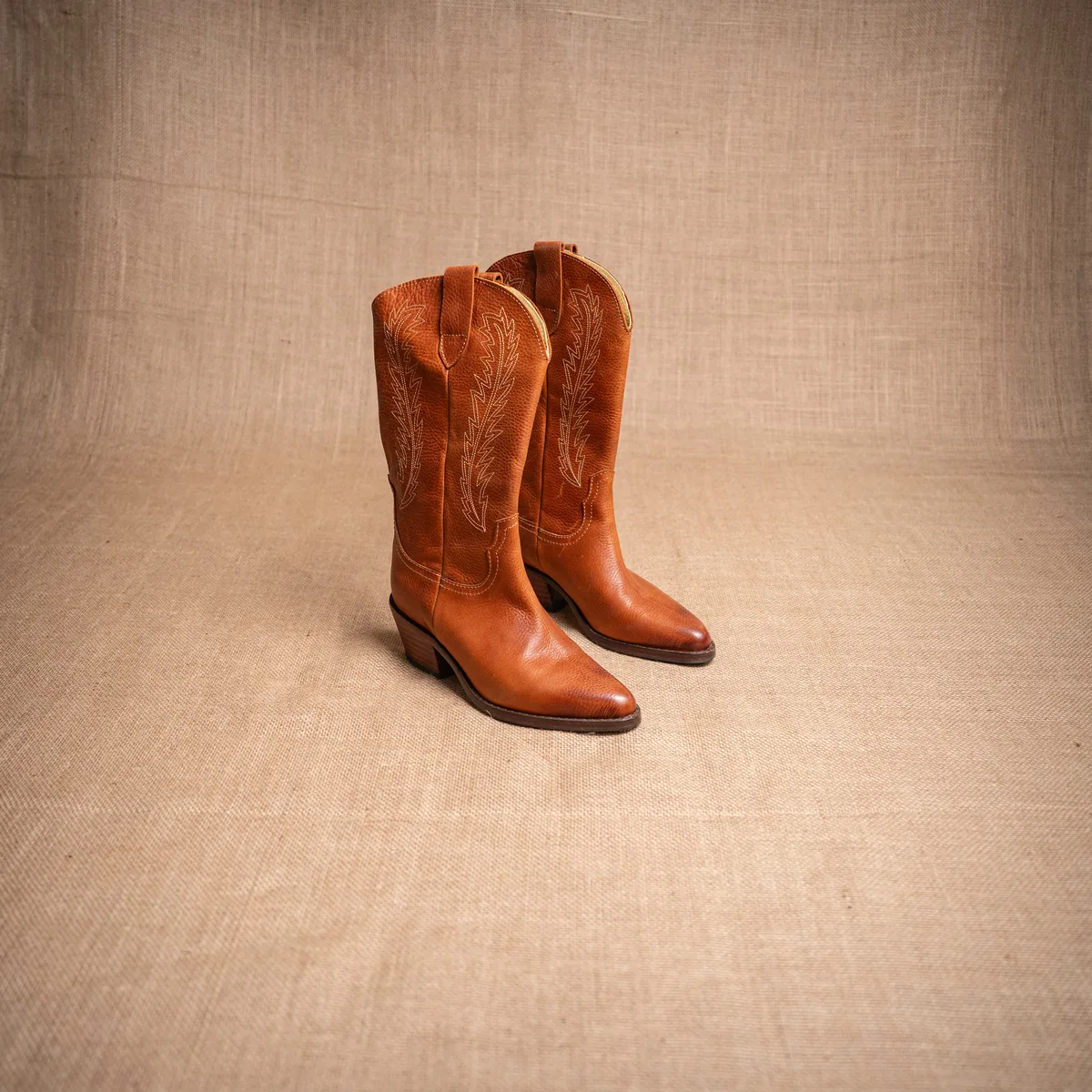 Capibara-103 TEXANA DE CUERO - Imagen 1