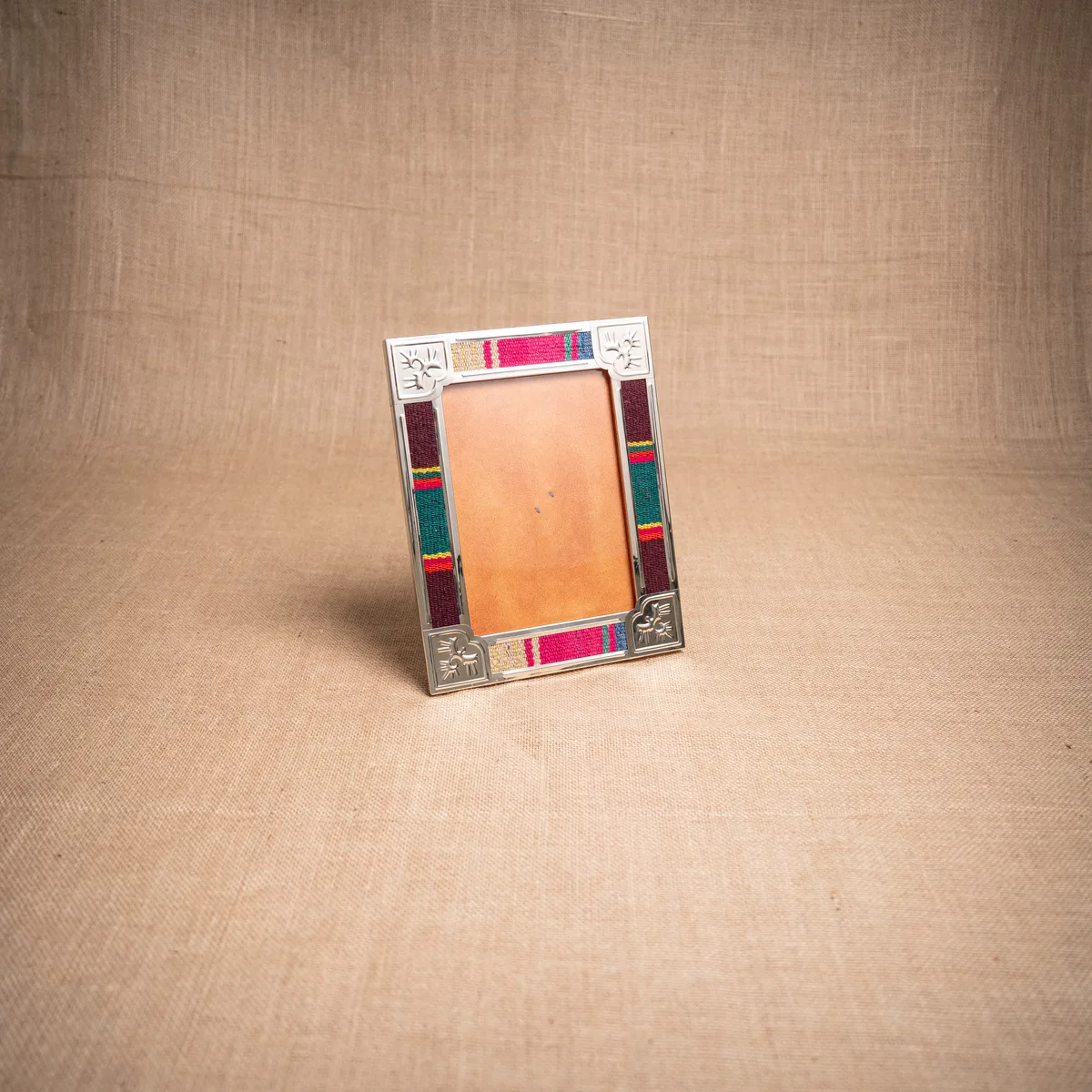 Capibara-122 PORTARETRATO AGUAYO Y ALPACA 15X21CM - Imagen 1