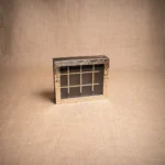 CAJA DE TÉ BASE DE MADERA Y TAPA DE ALPACA DE 12 DIVISIONES