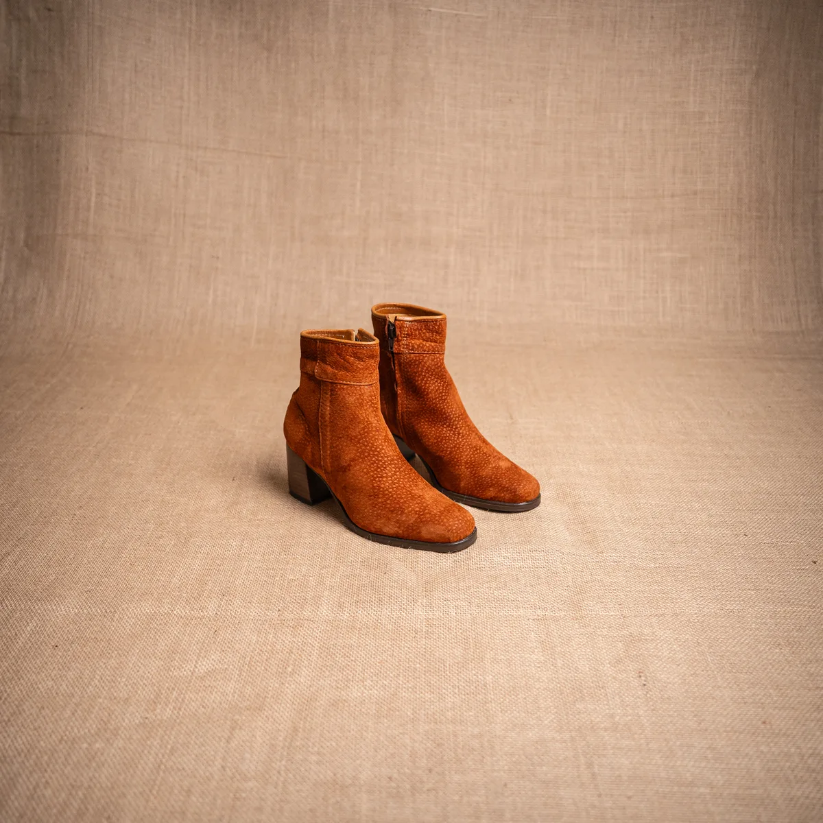 Capibara-85 BOTINETA PUNTA CUADRADA - Imagen 1