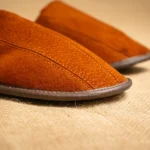 PANTUFLAS CUERO DE CARPINCHO - Imagen 3