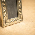 PORTARETRATO DE ALPACA LABRADA  6X9CM - Imagen 4