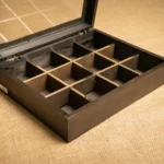 CAJA DE TÉ BASE DE MADERA Y TAPA DE ALPACA DE 12 DIVISIONES - Imagen 2