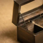 CAJA DE TÉ BASE DE MADERA Y TAPA DE ALPACA DE 2 DIVISIONES - Imagen 3