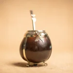 MATE RACIMO LABRADO CON BOMBILLA