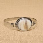 PULSERA CON GANCHO Y ASTA