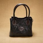 CARTERA RAÍZ EN CUERO CROCCO