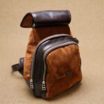 MOCHILA CEIBO EN CUERO DE CARPINCHO - Imagen 3