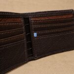 BILLETERA SIMPLE EN CUERO CROCCO - Imagen 2