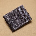 BILLETERA SIMPLE EN CUERO CROCCO