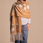 PASHMINA DE LANA BORDADA - Imagen 2