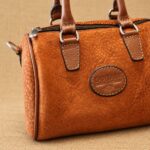 CARTERA BAÚL DE CUERO CARPINCHO - Imagen 9