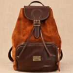 MOCHILA CAFETO EN CUERO DE CARPINCHO