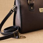 CARTERA BAÚL EN CUERO - Imagen 5