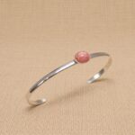 PULSERA SEMI ESCLAVA FINA CON PIEDRA CENTRAL - Imagen 3