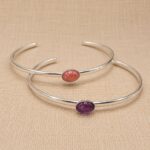 PULSERA SEMI ESCLAVA FINA CON PIEDRA CENTRAL - Imagen 2