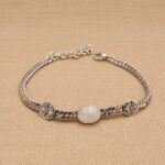 PULSERA CADENA ENTRELAZA CON APLIQUES Y PIEDRA - Imagen 2