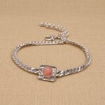 PULSERA CADENA ENTRELAZA CENTRO CUADRADO Y PIEDRA - Imagen 2