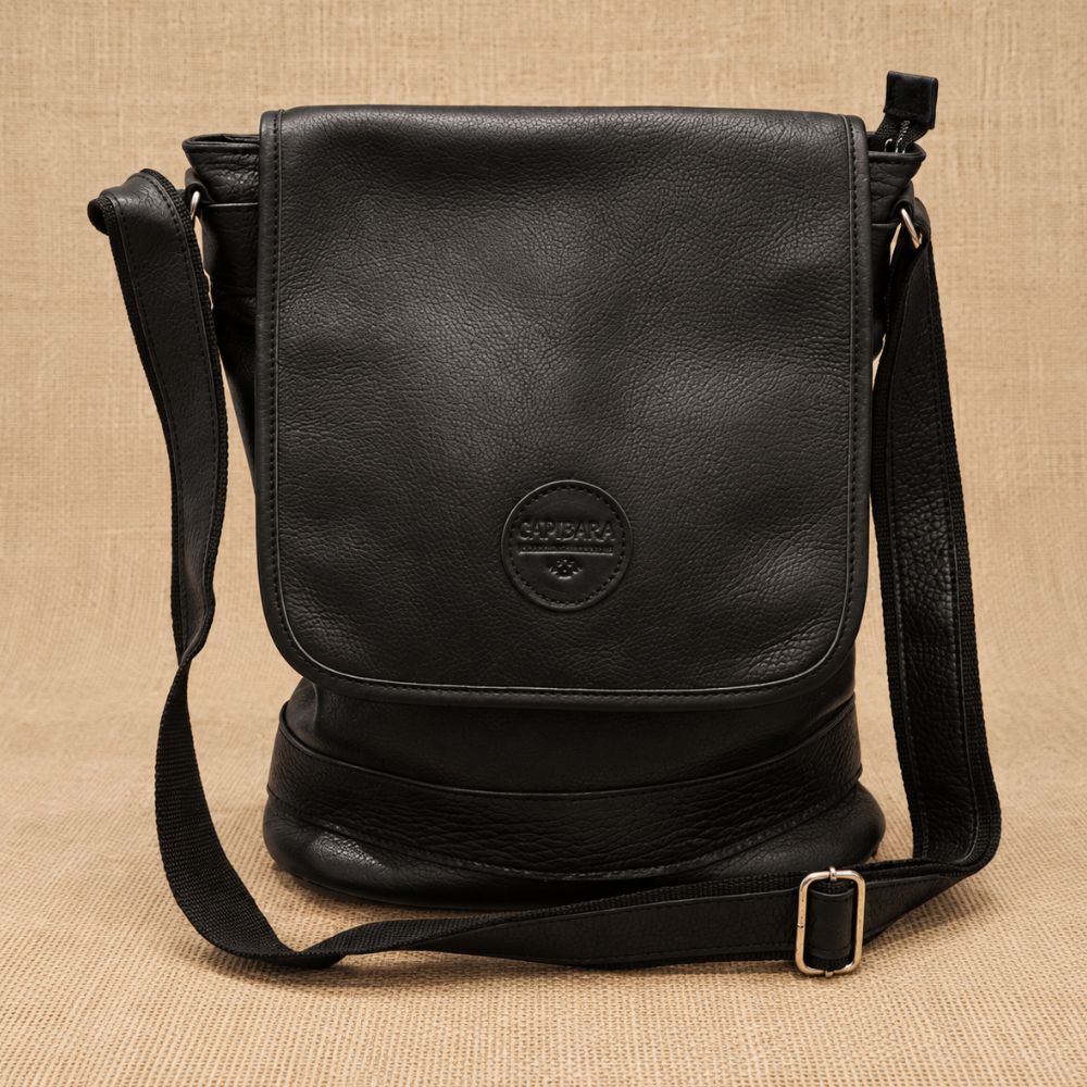 L403CS NE (1) MORRAL DE CUERO CON SOLAPA - Imagen 1